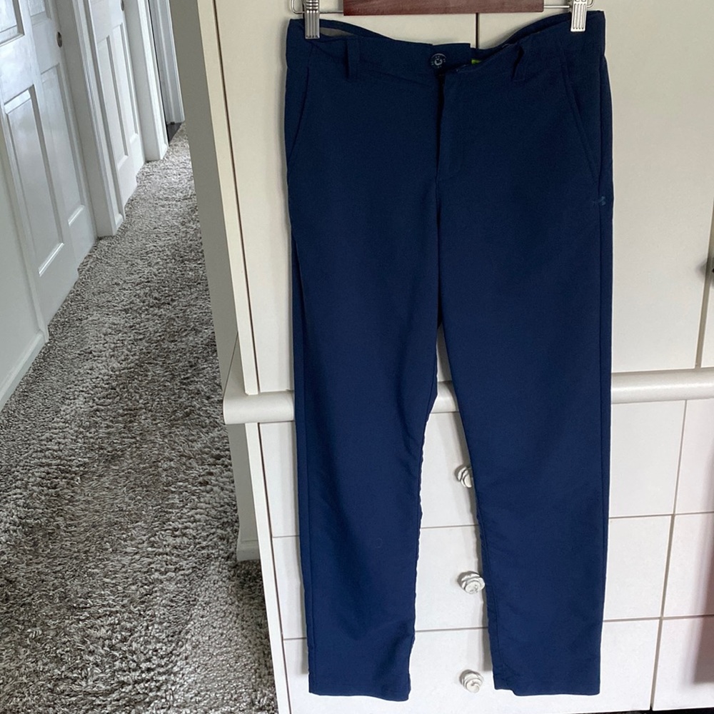Lightly Worn Youth Large Navy Under Armour Loose Fit Golf Pants